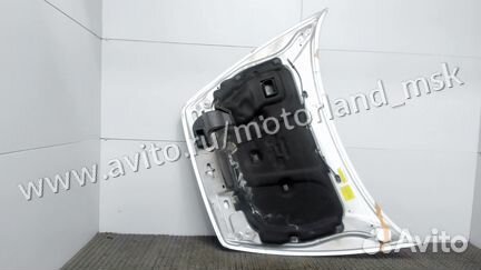 Капот Volvo V50, 2005