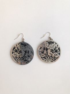 Новые серьги от avon