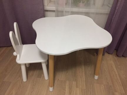 Детский стол и стул зайчик