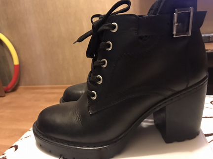 Ботильоны Riker