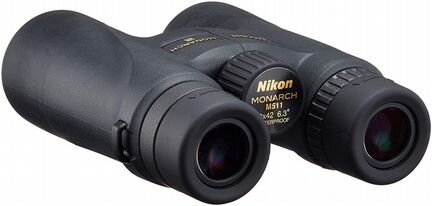 Бинокль Nikon Monarch 5 8x42