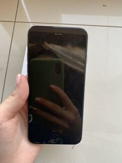 Телефон iPhone 6