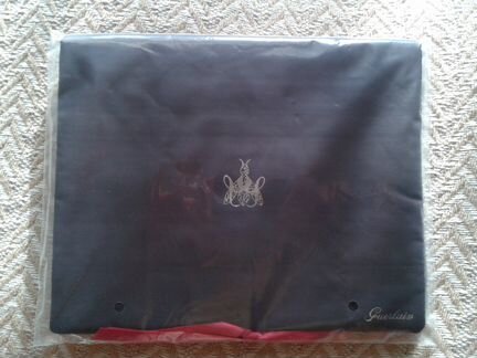 Чехлы для украшений и часов Guerlain