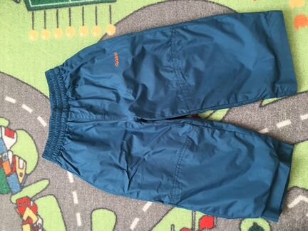 Комплект на весну куртка и брюки