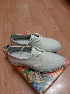 Полуботинки