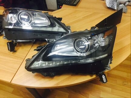 Фары на Лексус GS350 gs250 без дефектов
