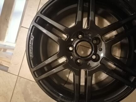 Диски AMG на Mercedes C класса