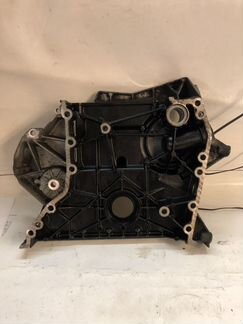 Крышка двигателя передняя M271 Mercedes 2710150602