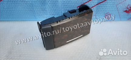 Подстаканник Toyota Land Cruiser 200 2008-2015 NEW