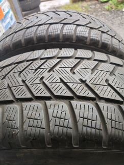 235 50 18 Pirelli Winter Sottozero 3