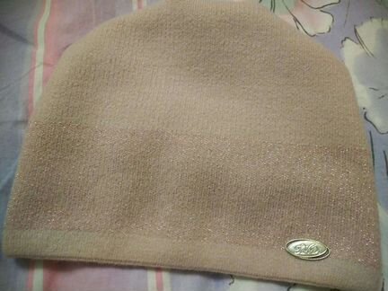 Новая женская шапка