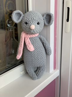 Мышки крючком «София и Мария»