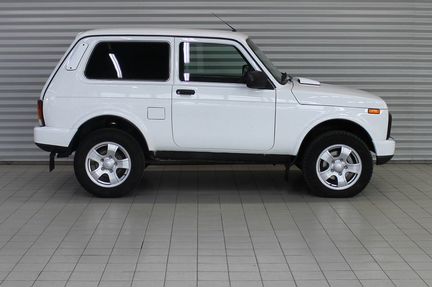 LADA 4x4 (Нива) 1.7 МТ, 2018, 59 804 км