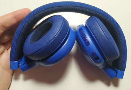Беспроводные наушники JBL E45BT