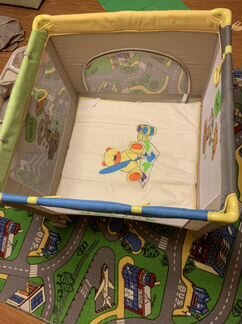 Манеж-кроватка + матрас