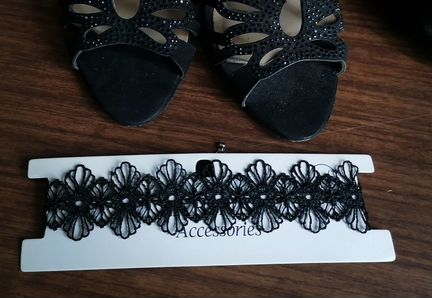 Чёрный ажурный чокер