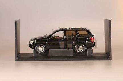 Jeep Grand Cherokee 1999 (black) №74012