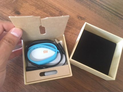 Фитнес браслет MI Band