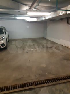 Машиноместо, 16 м²