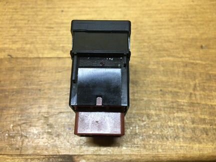 Кнопка Honda C-Rv 5