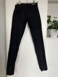 Джинсы черные Levi’s 524 женские