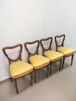 Комплект стульев