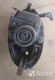 Левая фара (галоген) Nissan March, Micra K12