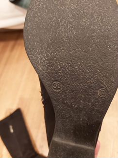 Замшевые натуральные сапоги 38 разм