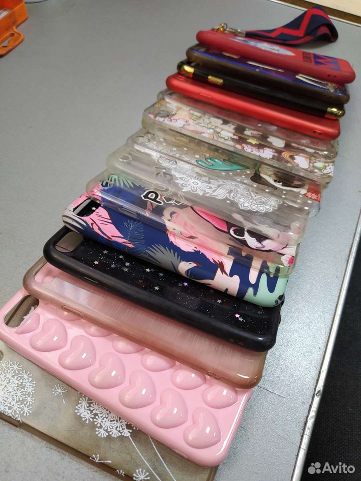 Чехлы на iPhone 7