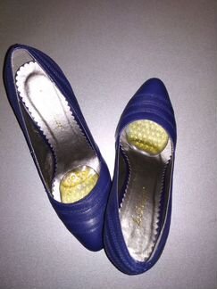 Новые синие туфли женские из натуральной кожи