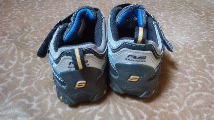 Кроссовки Skechers оригинал с огоньками