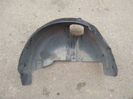 Локер (подкрылок) задний левый Шкода Рапид