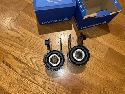 Сайлентблок нижнего рычага передней подвески задни