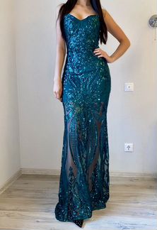 Вечернее платье