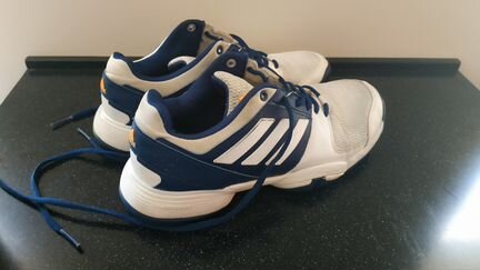 Кроссовки Adidas 38