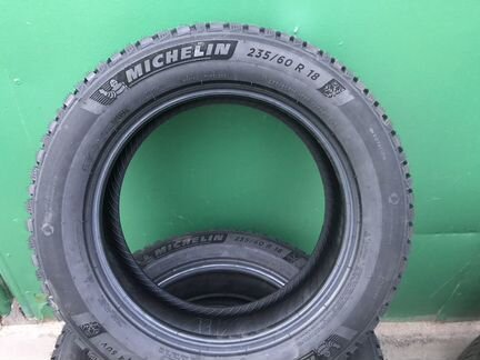 Michelin x-ice north4 235/60/18