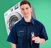 Реклама окон пвх. Мастер сборщик мебели. Пом мастер. Пом мастер. Помощник мастера смены.