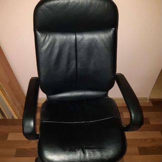 Компьютерное кресло