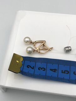 Золотые серьги с жемчугом