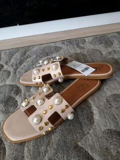 Шлепанцы новые 39-40