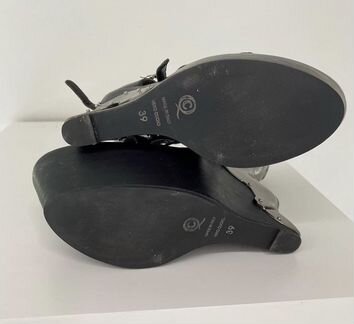 Босоножки : Alexander Macqueen