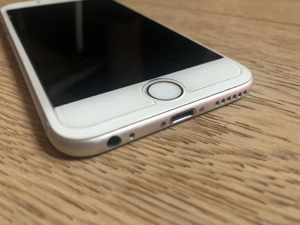 Телефон iPhone 6s