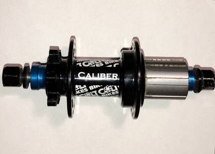 Задняя втулка 135 10 colt caliber