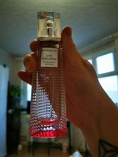 Духи в ассортименте б/у