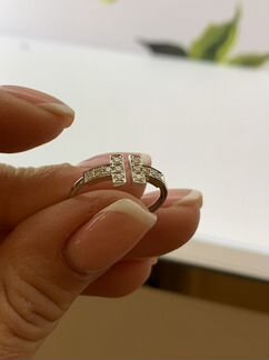 Кольцо Tiffany T Wire