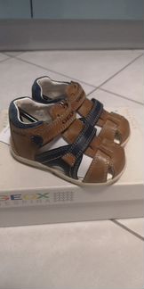 Новые сандалии Geox р. 20