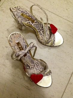 Босоножки летние