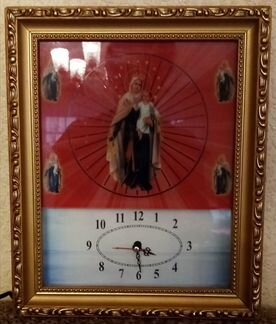 Часы с подсветкой