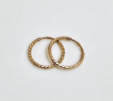 Золотые серьги