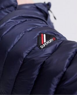 Куртка Superdry, размер М, новая